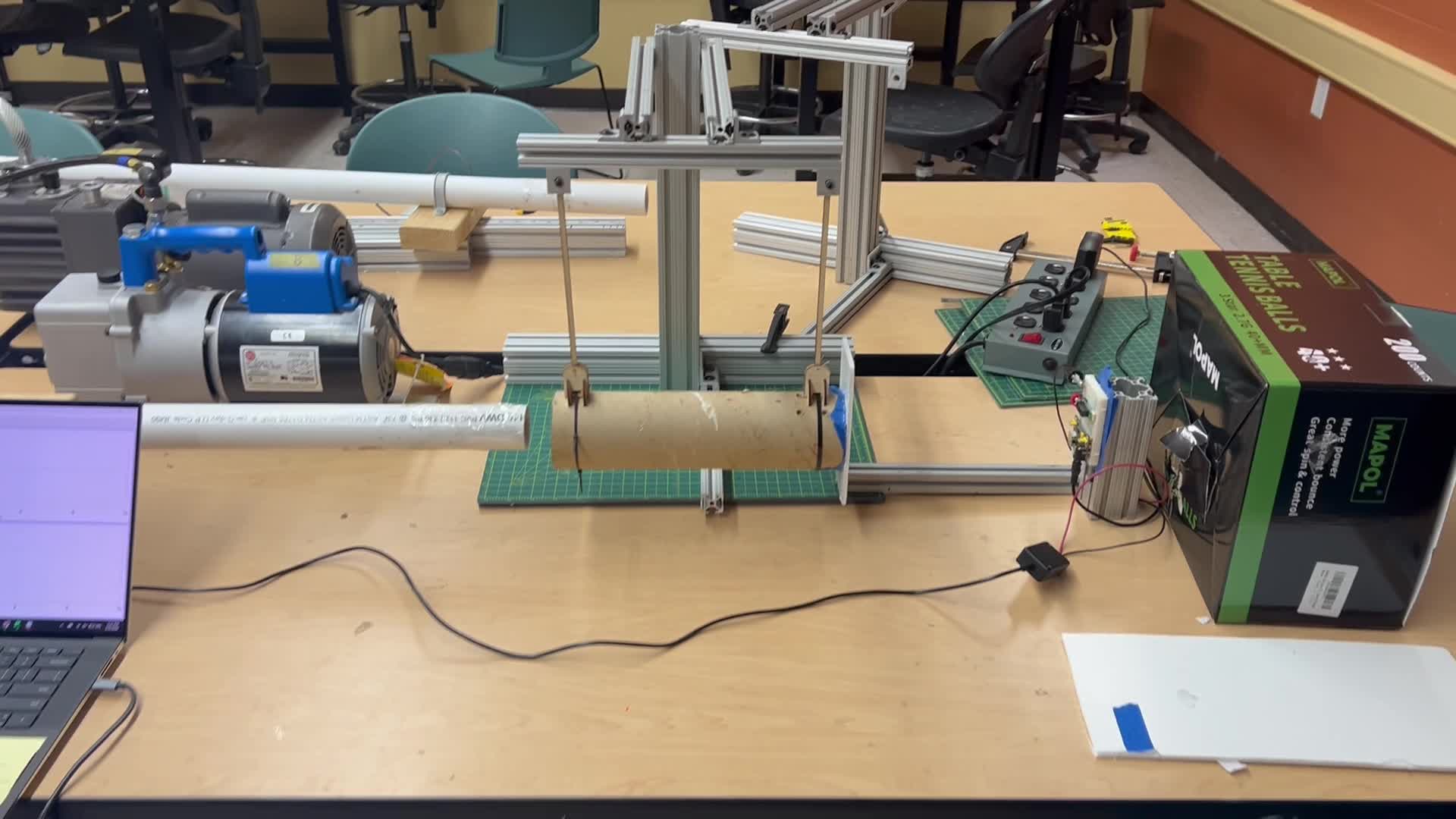 Vacuum launcher experimental setup